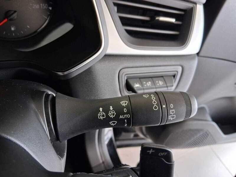 Used Renault Captur for sale - 76472517: Photo 23