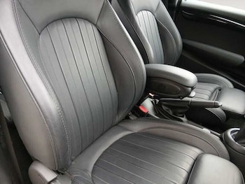 Used MINI Hatch 2019 for sale - 78778615: Photo