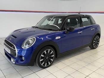 Used MINI Hatch 2020 for sale - 79101548: Photo