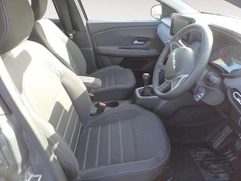 Used Dacia Jogger 2023 for sale - 76398935: Photo