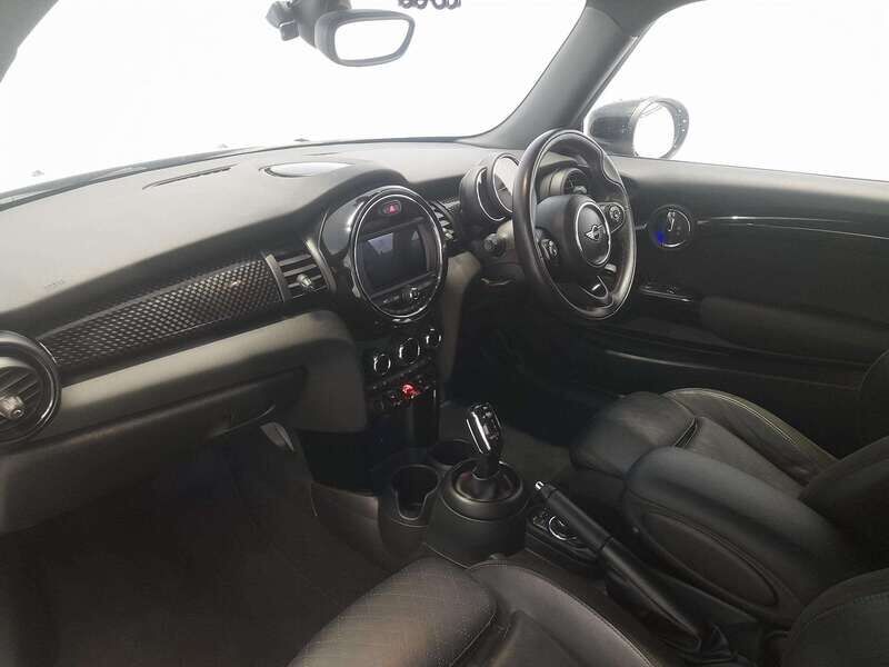 Used MINI Cooper 2019 for sale - 77677421: Photo 11