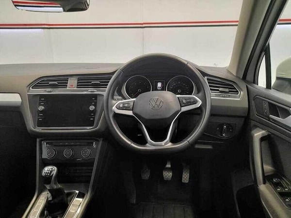 Used Volkswagen Tiguan 2021 for sale - 76137066: Photo 9