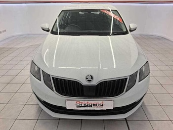 Used Skoda Octavia 2019 for sale - 76138240: Photo 2