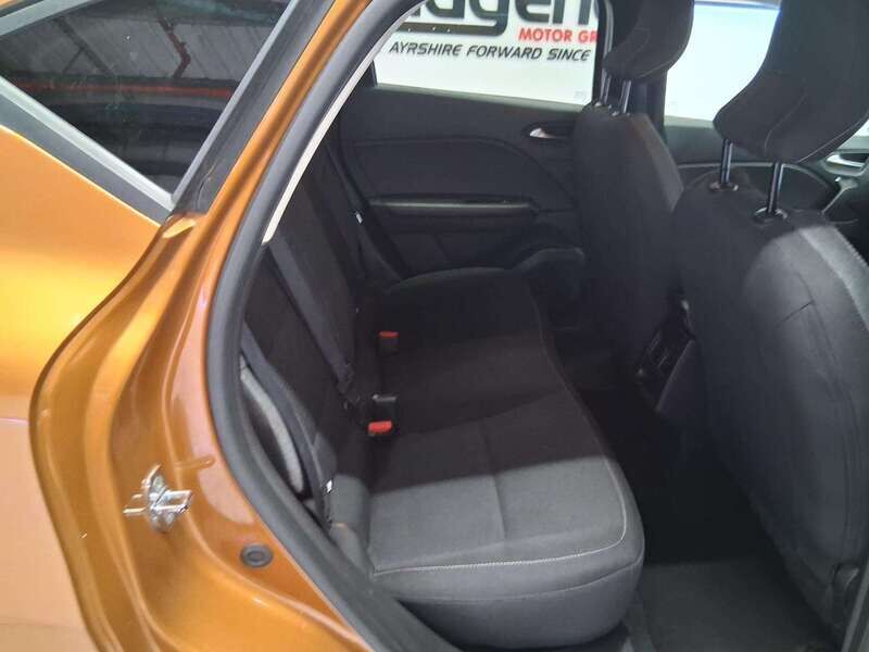 Used Renault Captur 2021 for sale - 77814699: Photo 12