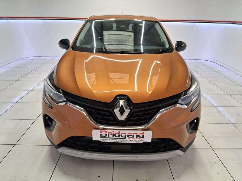 Used Renault Captur 2021 for sale - 77814699: Photo 2