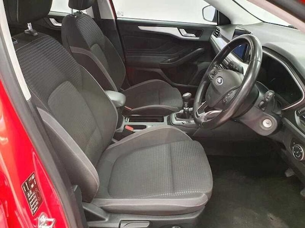 Used Ford Focus 2021 for sale - 76137784: Photo 11