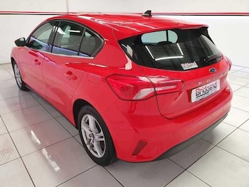 Used Ford Focus 2021 for sale - 76137784: Photo 4