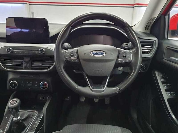 Used Ford Focus 2021 for sale - 76137784: Photo 9