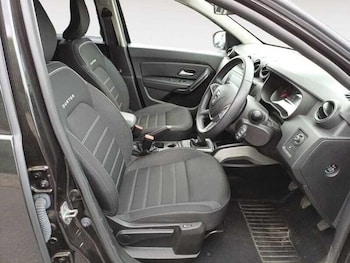 Used Dacia Duster 2022 for sale - 75508272: Photo
