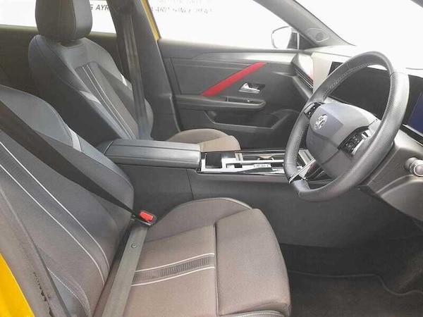 Used Vauxhall Astra 2023 for sale - 76137365: Photo 11