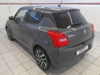 Used Suzuki Swift 2021 for sale - 74395046: Photo