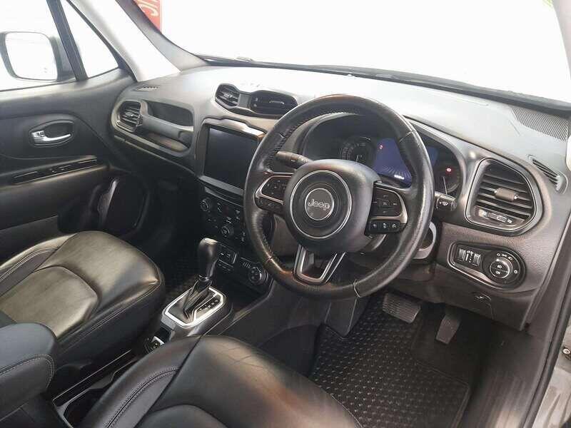 Used Jeep Renegade 2021 for sale - 76137717: Photo 9