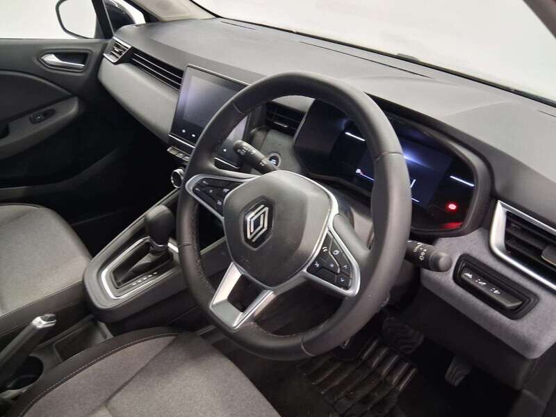 Used Renault Clio 2024 for sale - 77490886: Photo 10
