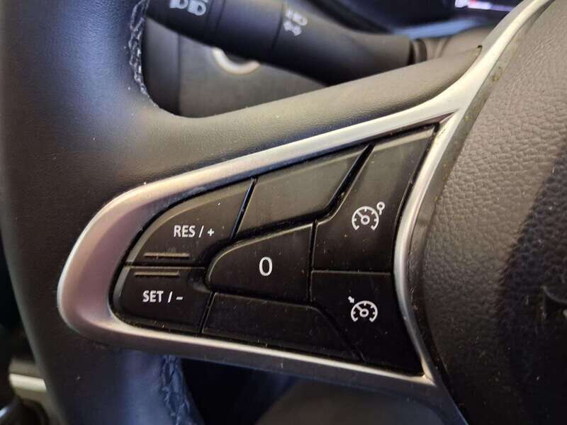 Used Renault Clio 2024 for sale - 77490886: Photo 21