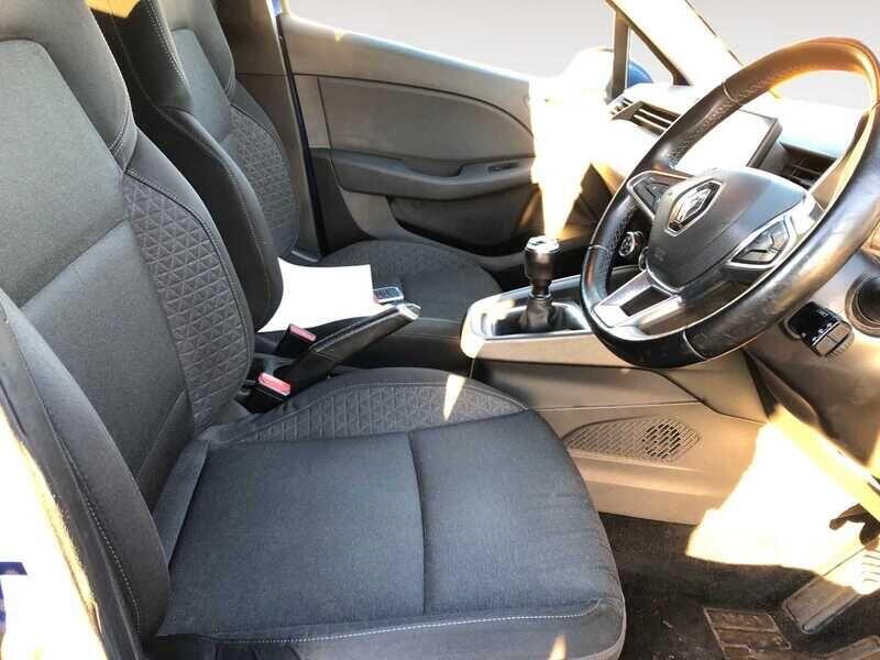 Used Renault Clio 2020 for sale - 76912712: Photo 4