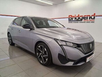 1.2 PureTech Allure Premium Hatchback 5dr