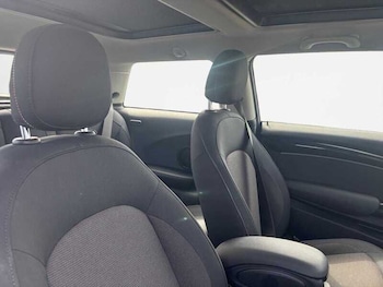 Used MINI Hatch 2021 for sale - 78767065: Photo