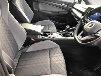 Used Volkswagen Golf 2021 for sale - 76240058: Photo