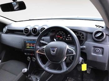 Used Dacia Duster 2019 for sale - 77036406: Photo