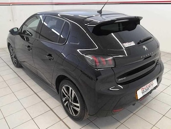 Used Peugeot 208 2022 for sale - 76136503: Photo 4