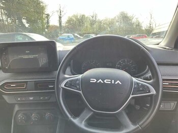 Used Dacia Sandero Stepway 2023 for sale - 78165032: Photo