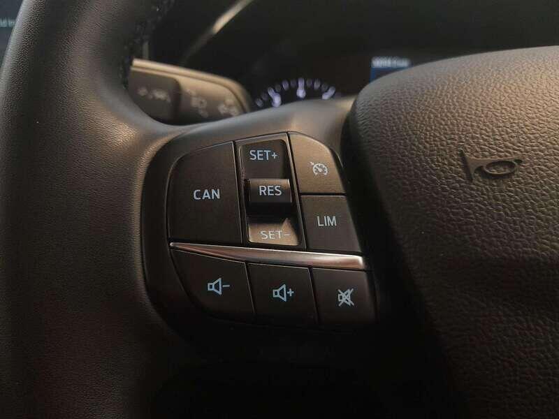 Used Ford Focus 2023 for sale - 76136313: Photo 19