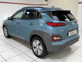 Used Hyundai KONA 2020 for sale - 76136060: Photo