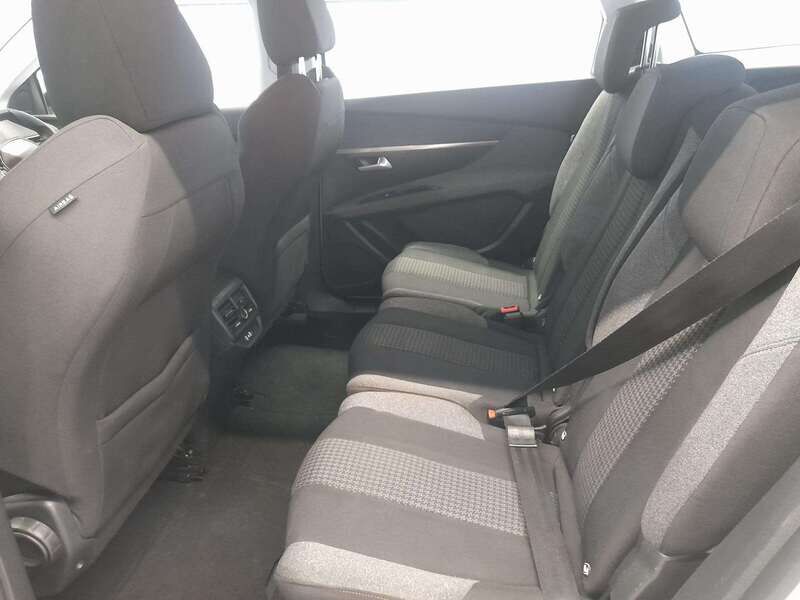 Used Peugeot 5008 2020 for sale - 77036289: Photo 18