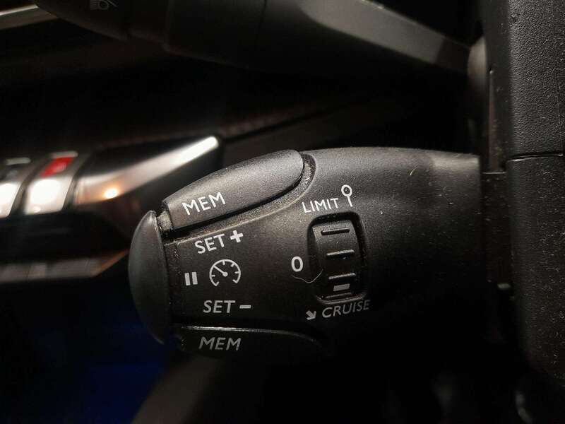 Used Peugeot 5008 2020 for sale - 77036289: Photo 20