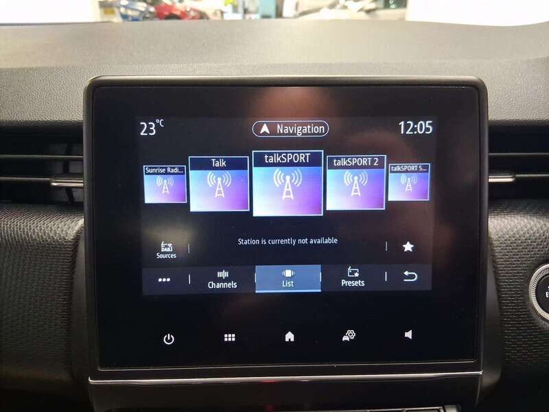 Used Renault Clio 2023 for sale - 77814480: Photo 17