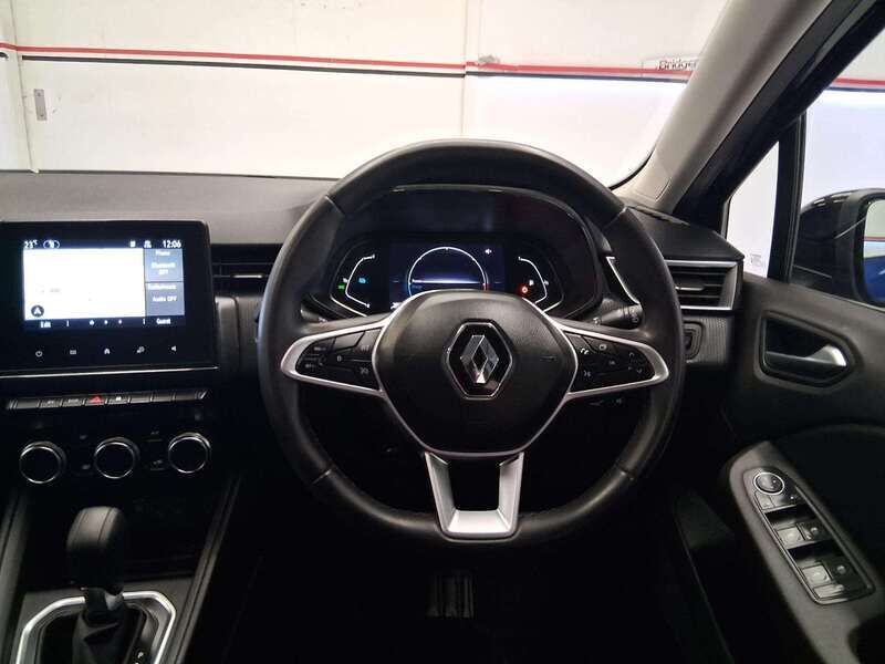 Used Renault Clio 2023 for sale - 77814480: Photo 9