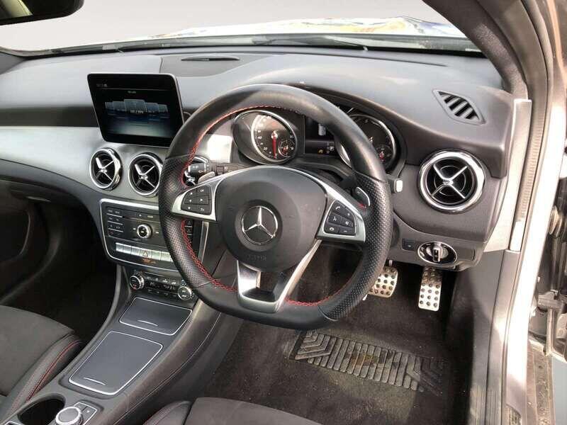 Used Mercedes-Benz GLA 2020 for sale - 76585549: Photo 4