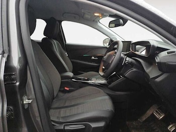 Used Peugeot 208 2023 for sale - 77663665: Photo