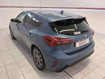 Used Ford Focus 2022 for sale - 79309963: Photo