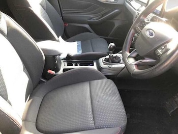 Used Ford Focus 2019 for sale - 75634443: Photo