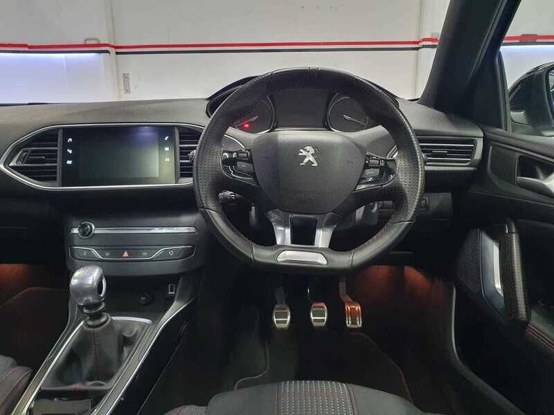 Used Peugeot 308 2019 for sale - 77036371: Photo 10