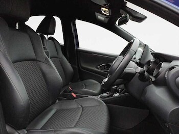 Used Toyota Yaris 2021 for sale - 77716416: Photo