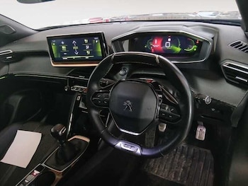 Used Peugeot 2008 2020 for sale - 77247558: Photo