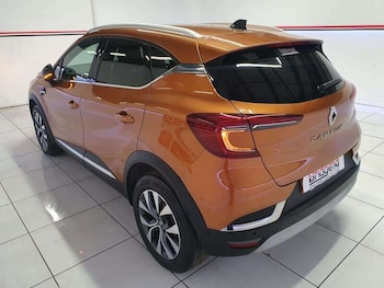 Used Renault Captur 2020 for sale - 79310061: Photo