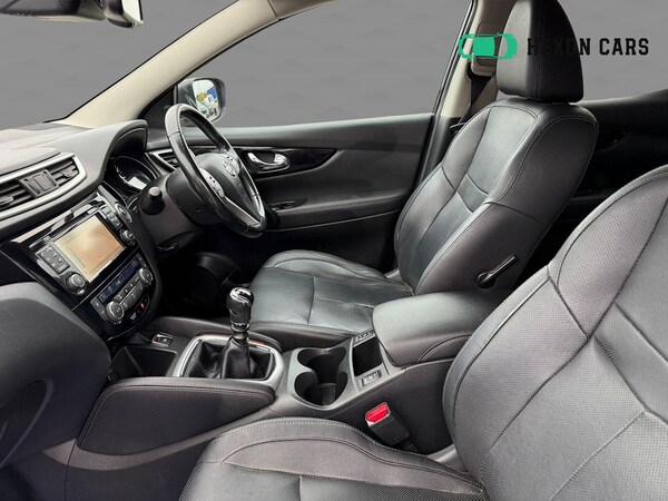 Used Nissan Qashqai 2015 for sale - 76104500: Photo 19