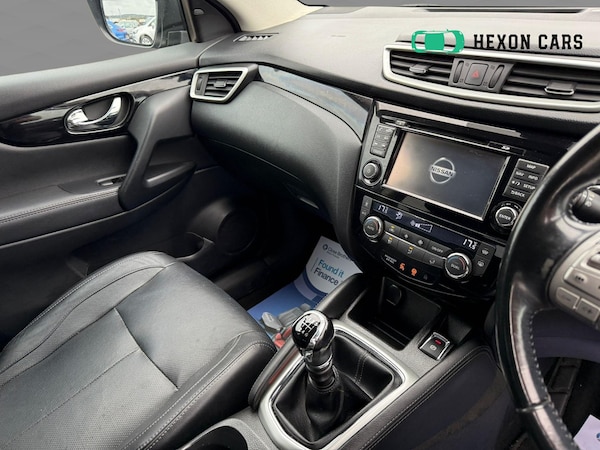 Used Nissan Qashqai 2015 for sale - 76104500: Photo 8