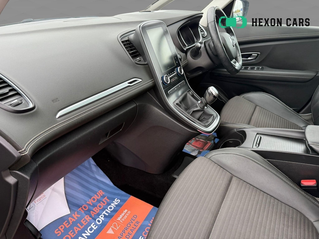 Used Renault Grand Scenic 2017 for sale - 76447346: Photo 23