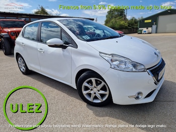 Peugeot - 208
