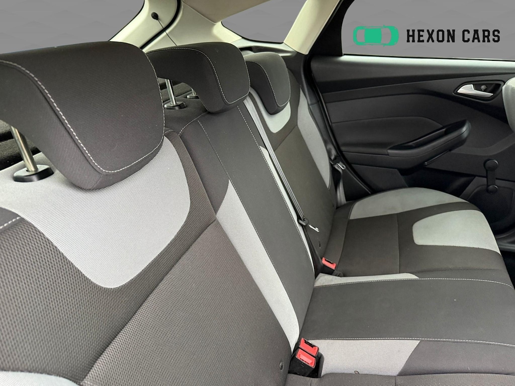 Used Ford Focus 2011 for sale - 76244669: Photo 10