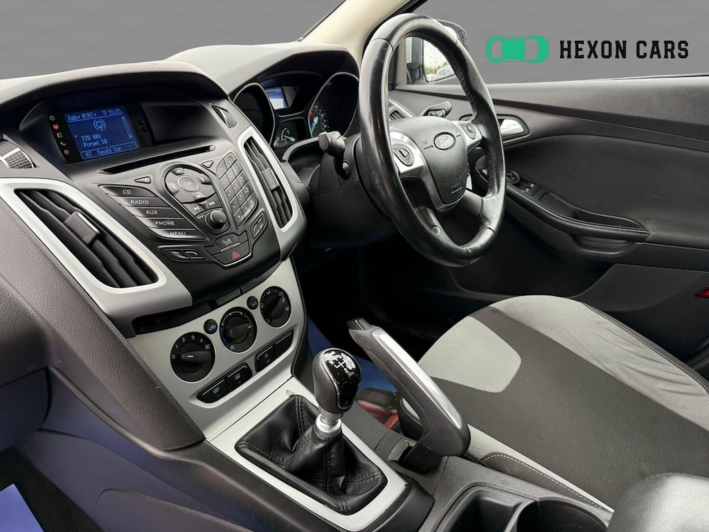 Used Ford Focus 2011 for sale - 76244669: Photo 8