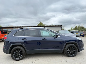Used Jeep Cherokee 2017 for sale - 75409946: Photo