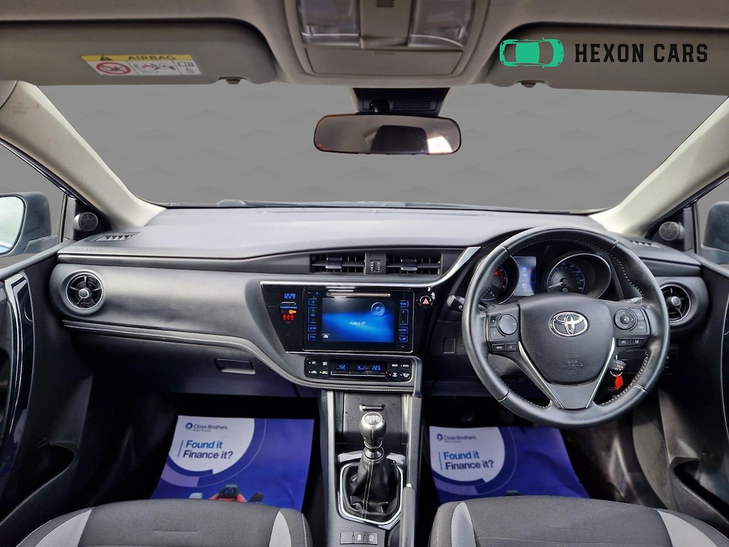 Used Toyota Auris 2018 for sale - 77627827: Photo 3