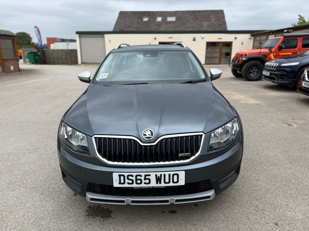 Vehicle 28