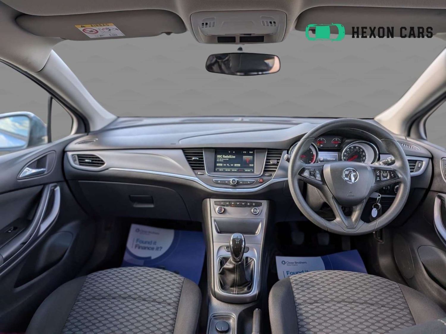 Used Vauxhall Astra 2015 for sale - 78121220: Photo 2