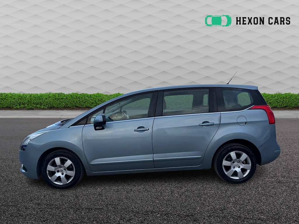 Used Peugeot 5008 2011 for sale - 76948674: Photo 19